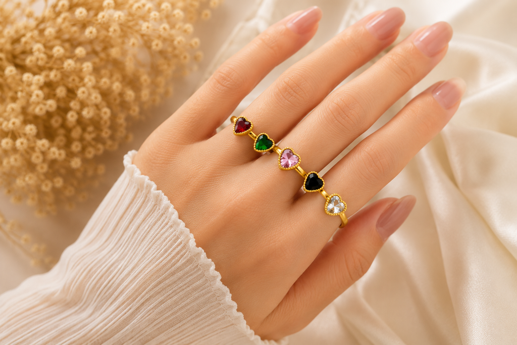 Luxury Heart-Shaped Gem Ring – Gold Finish(size6,7,8)