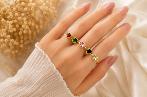 Luxury Heart-Shaped Gem Ring – Gold Finish(size6,7,8)