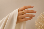 Golden Heart Charm Ring – Minimalist Love Band(size7,8,9)